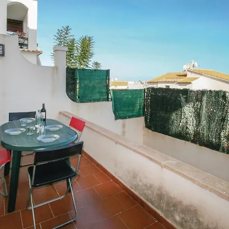 2 Bedroom Stunning In Holiday home Santa Pola